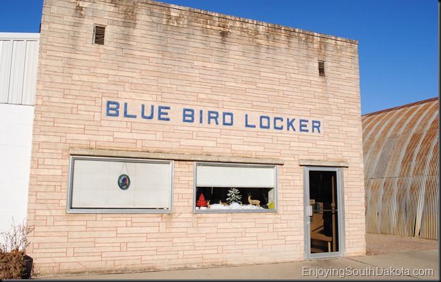 Bluebird Locker Delmont SD